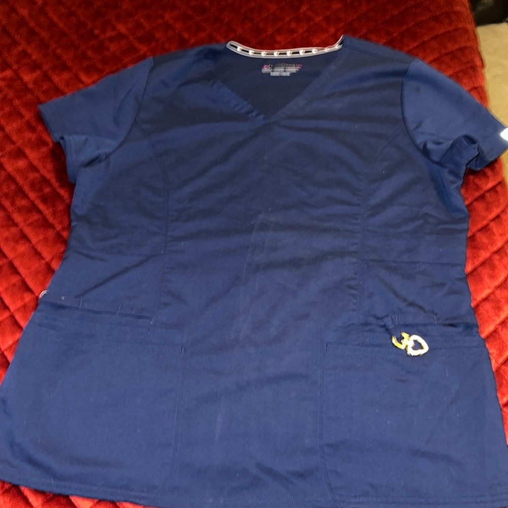 Heart soul scrub top